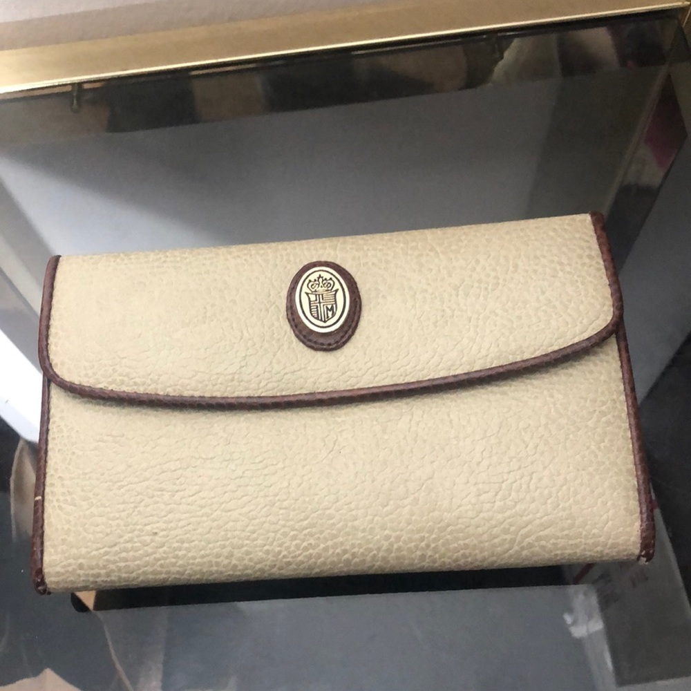 Ladies wallet